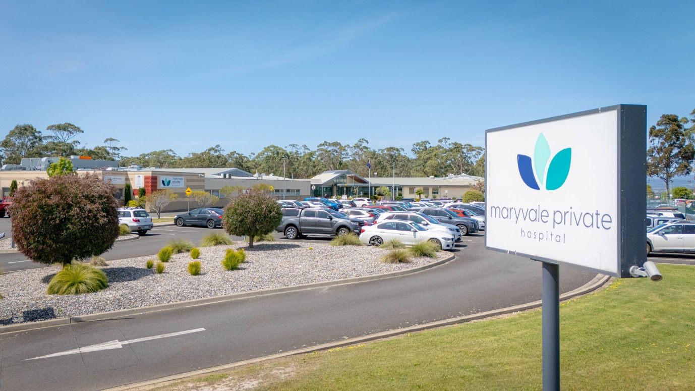 Maryvale Private Hospital entry sign